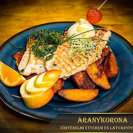 Hotel Aranykorona *